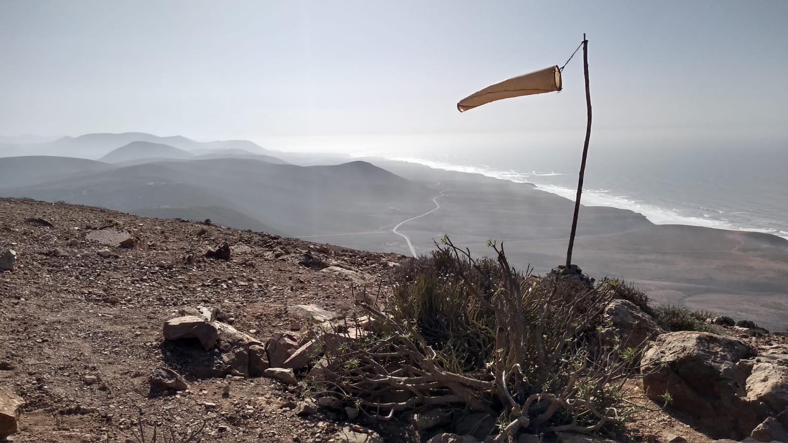 Décollage parapente de Legzira Hill