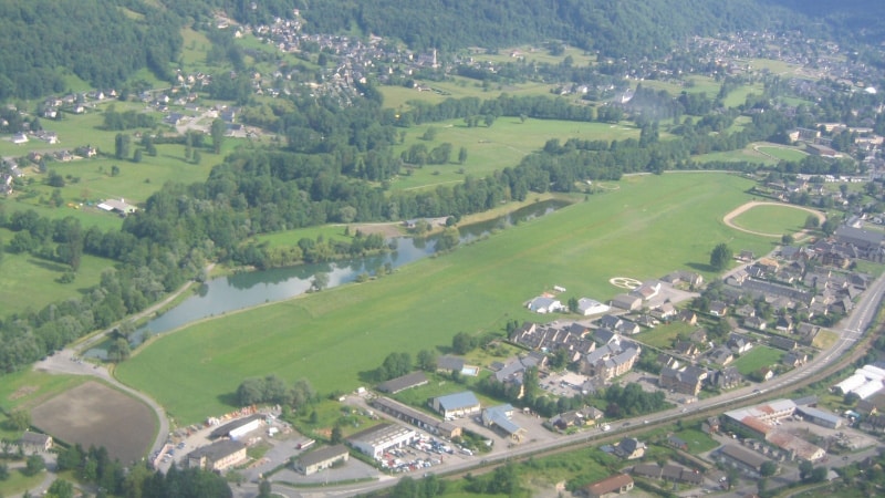 Atterrissage parapente de l’aérodrome de Luchon